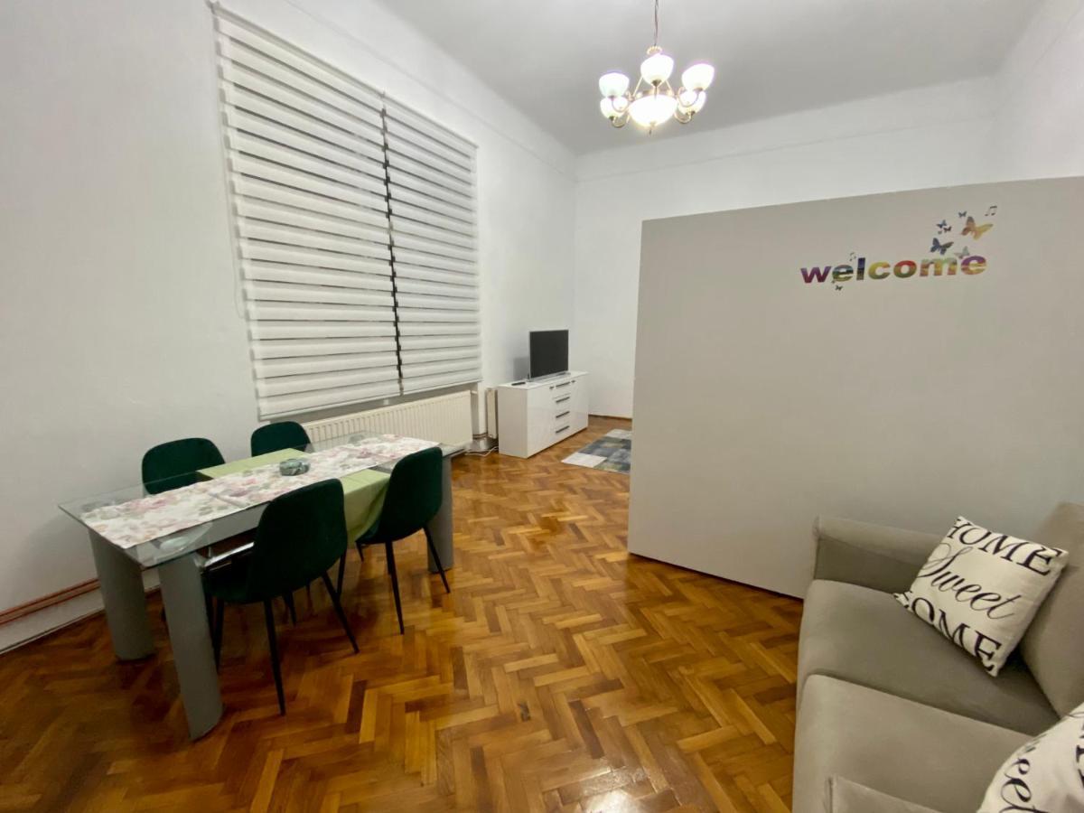 Apartament Super Central Cu Parcare Privata Daire Arad Dış mekan fotoğraf