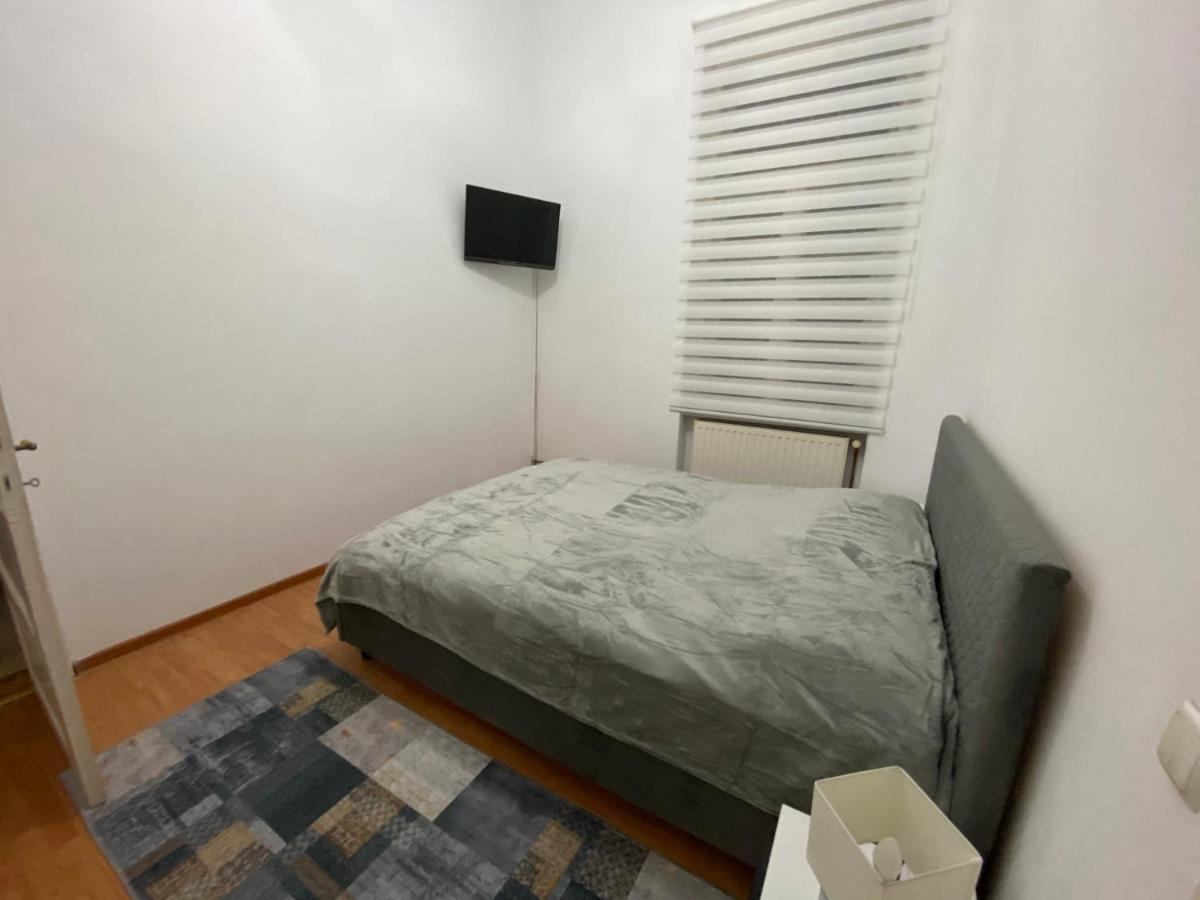 Apartament Super Central Cu Parcare Privata Daire Arad Dış mekan fotoğraf